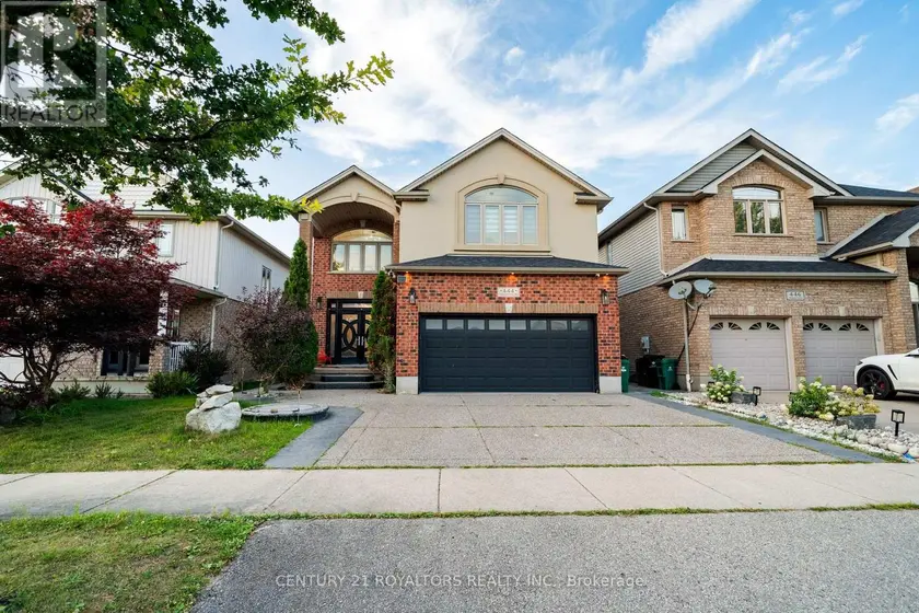 Detached at 444 THOMAS SLEE DRIVE, Kitchener