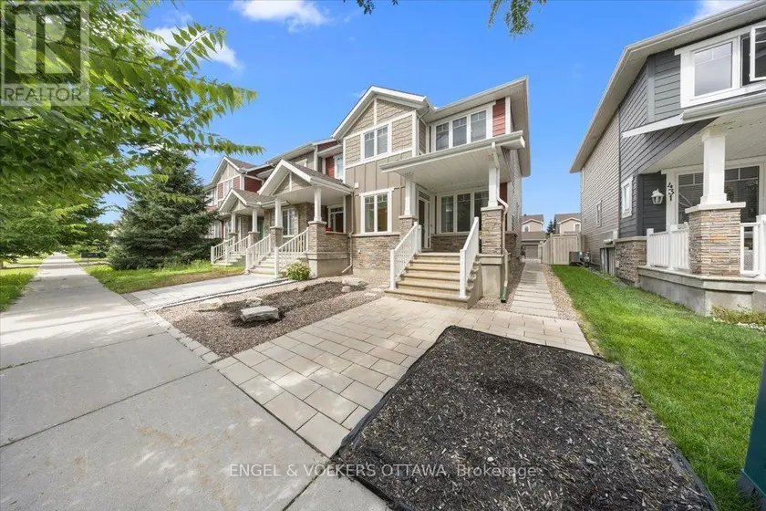 Townhouse at 429 SWEETFLAG STREET, Ottawa