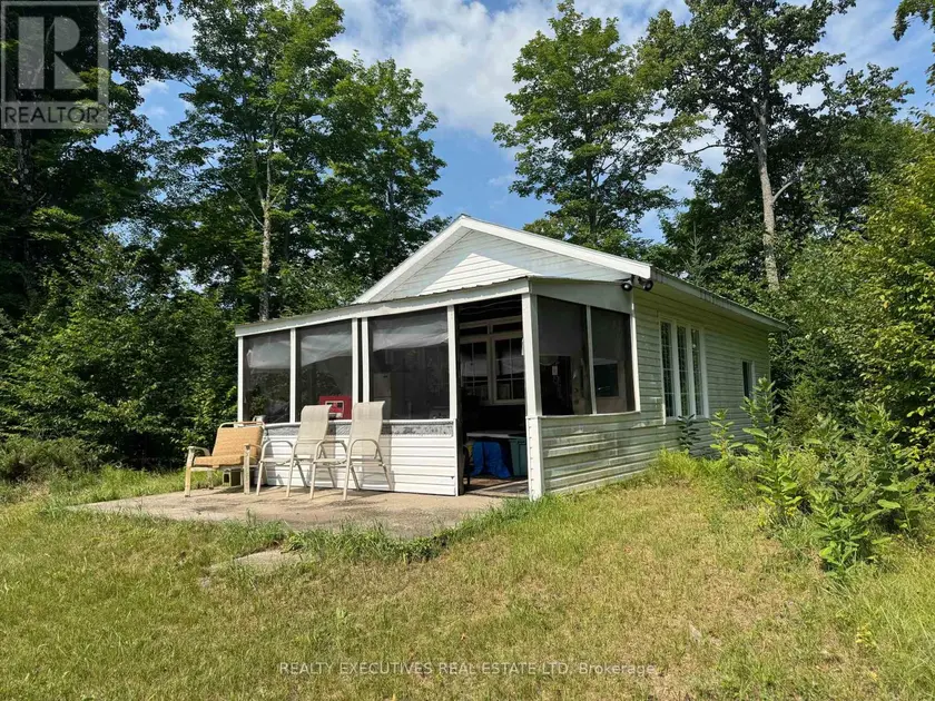Detached at 0 BLACK CREEK ROAD N, Lanark Highlands