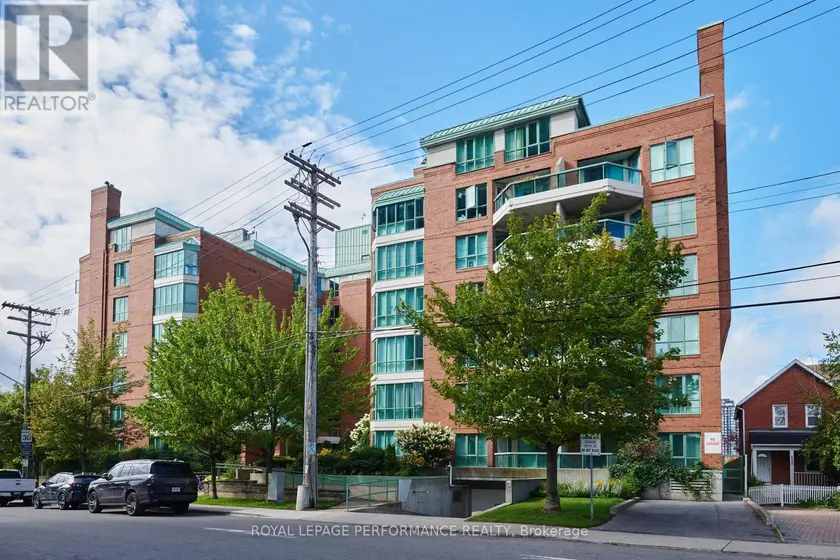 Apartment at 408 - 540 CAMBRIDGE STREET SOUTH STREET S, Ottawa