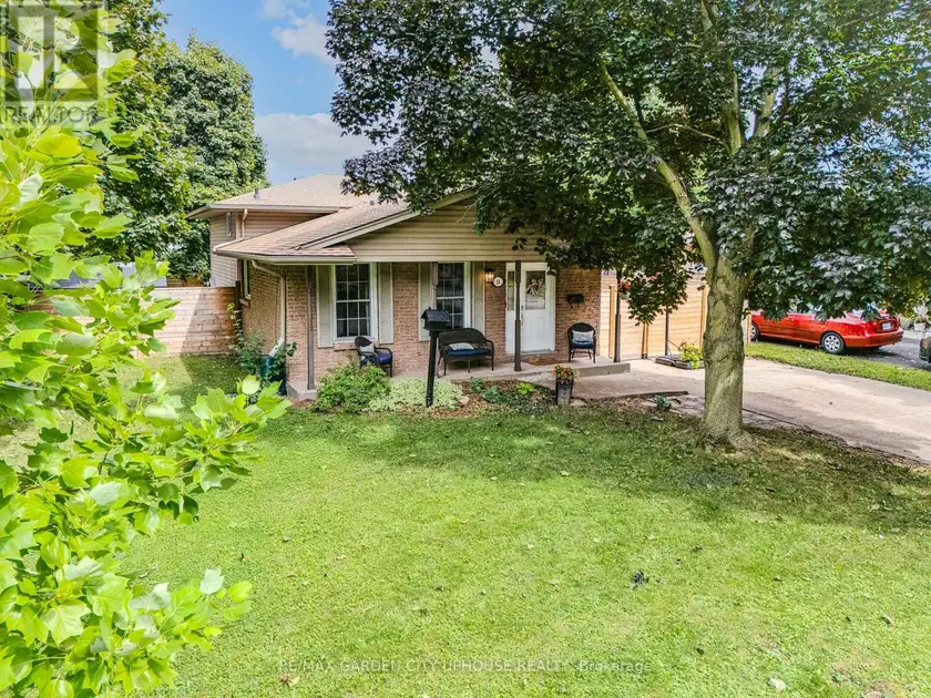 Detached at 24 GREENMEADOW COURT, St. Catharines