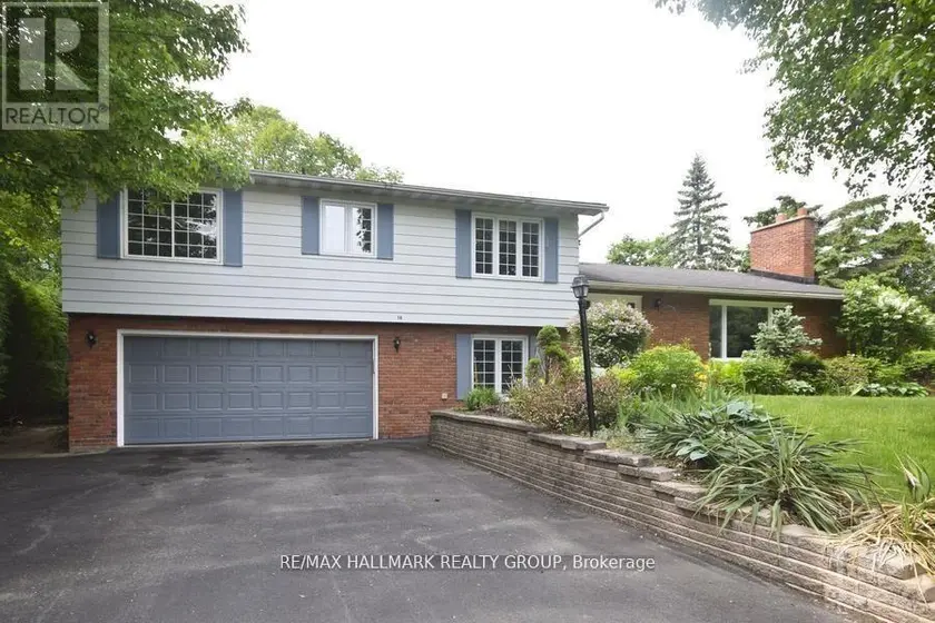 Detached at 14 WHIPPOORWILL DRIVE, Ottawa