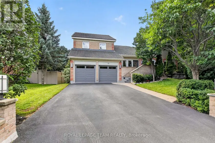 Detached at 15 KINTAIL COURT, Ottawa