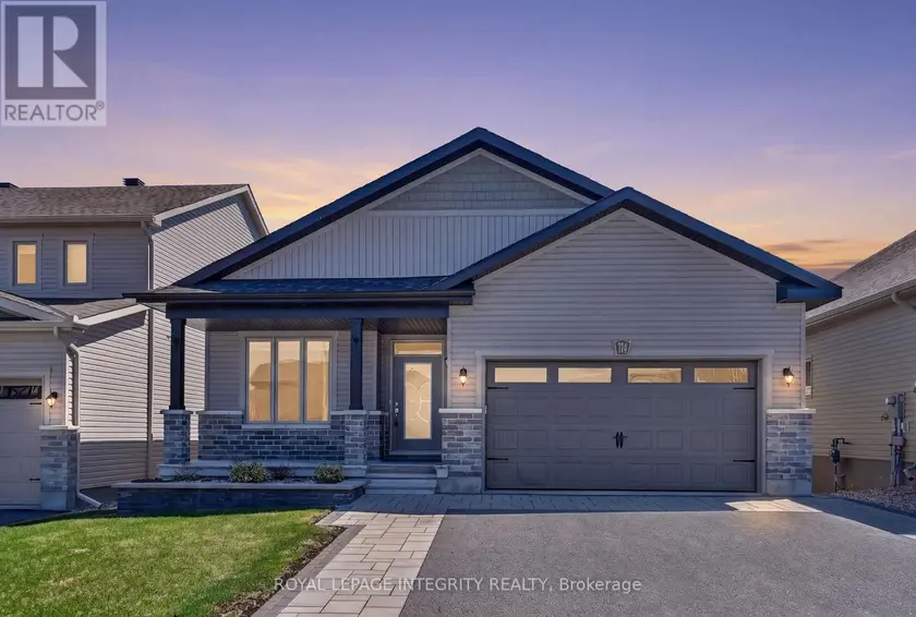 Detached at 724 PARADE DRIVE, Ottawa