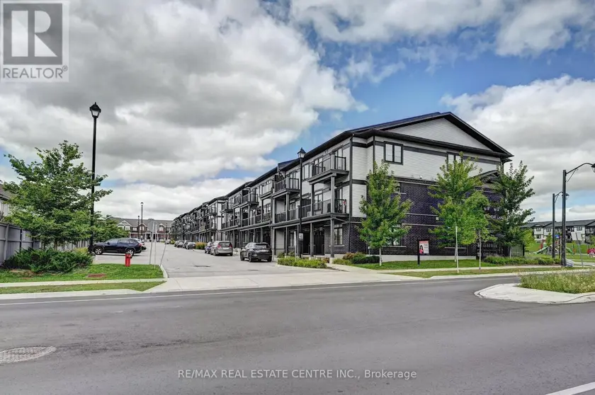 Townhouse at 102 WHEAT LANE, Kitchener
