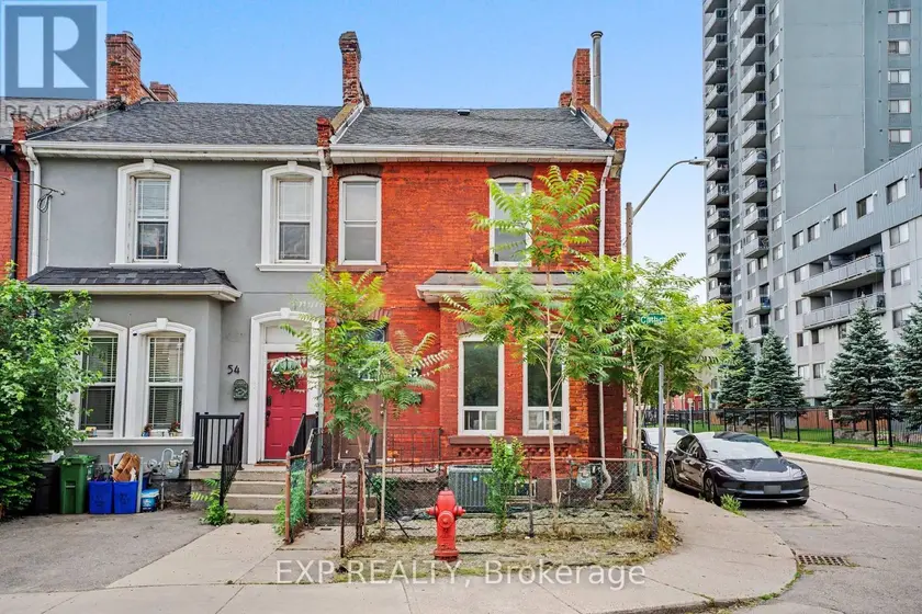 Townhouse at 52 CATHCART STREET, Hamilton