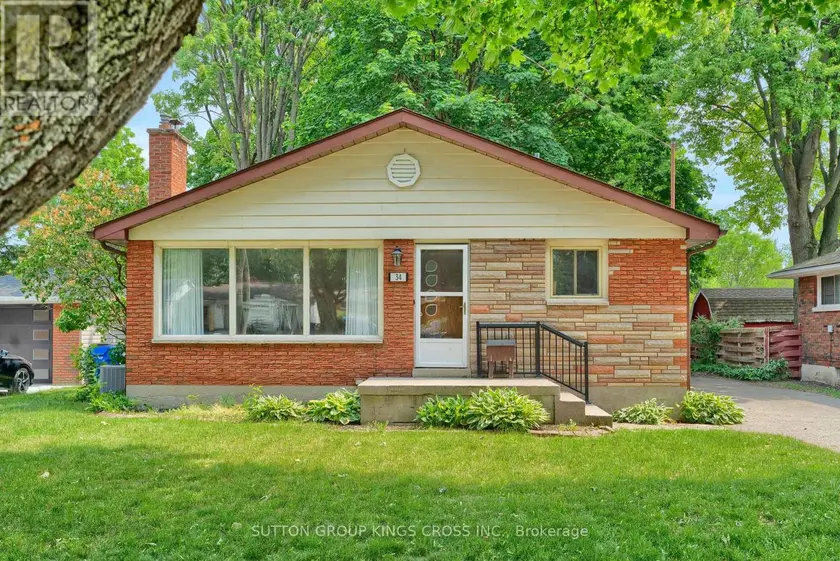 Detached at 34 HILLCREST AVENUE, Chatham-Kent