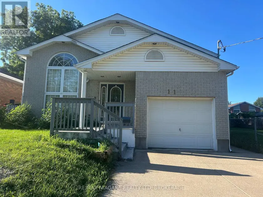 Detached at UNIT # MAIN FLOOR - 11 URSULA AVENUE, St. Catharines