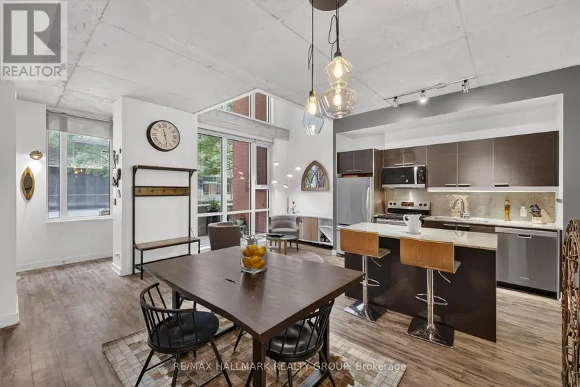 Townhouse at 353 MCLEOD STREET, Ottawa