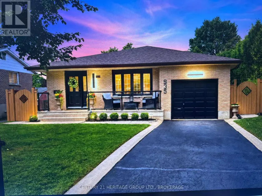 Detached at 935 PEMBRIDGE CRESCENT, Kingston