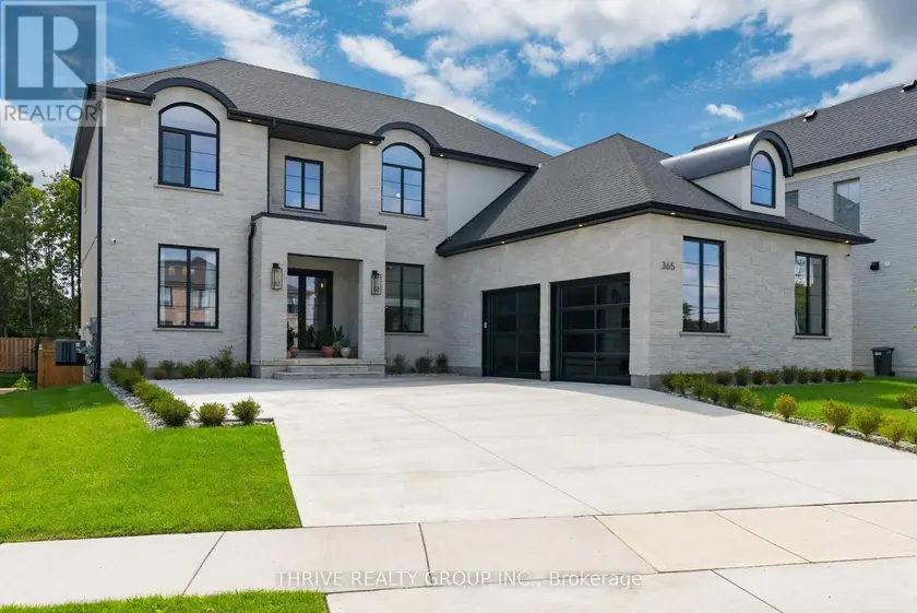 Detached at 365 MANHATTAN DRIVE, London South
