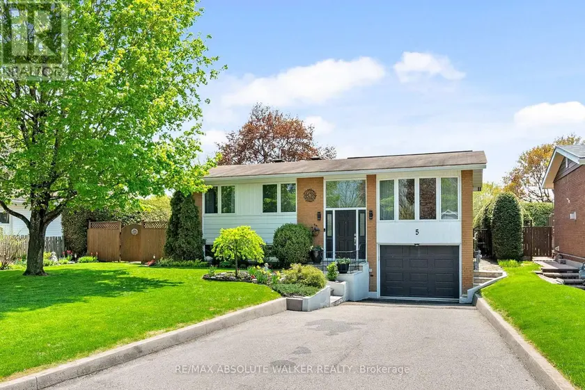 Detached at 5 WEST HERRINGTON COURT, Ottawa