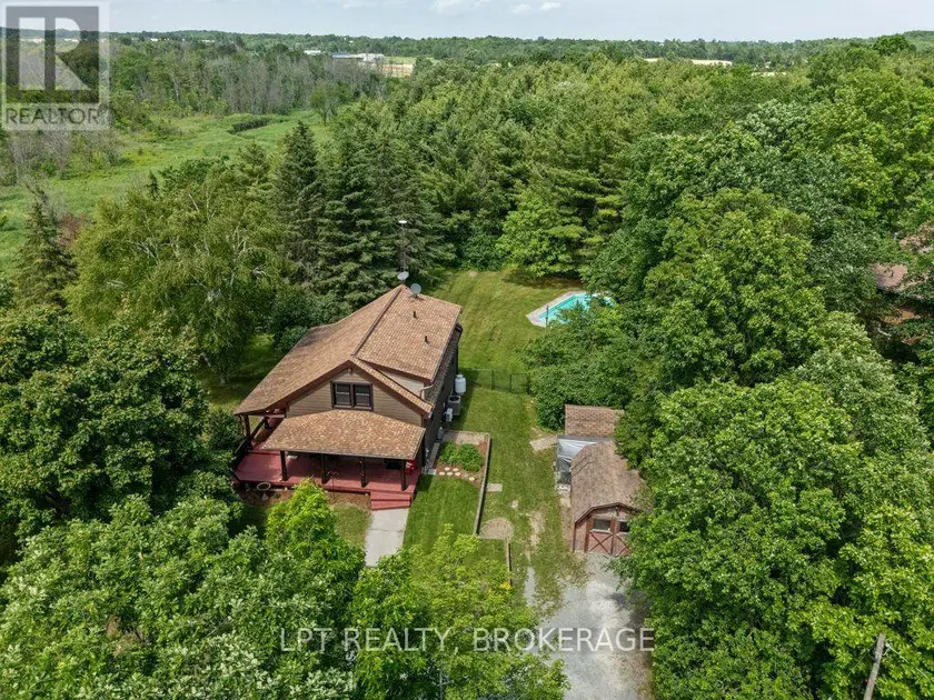 Detached at 1922 DOVER ROAD, Frontenac