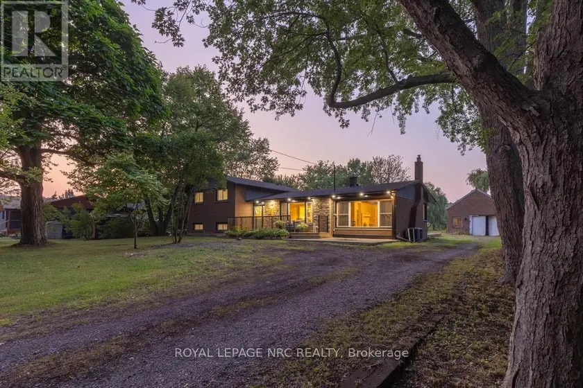 Detached at 2432 PORT ROBINSON ROAD, Thorold