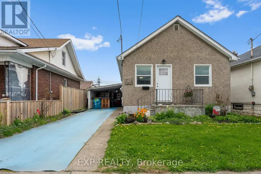 Detached at 47 BATTLE STREET, Thorold