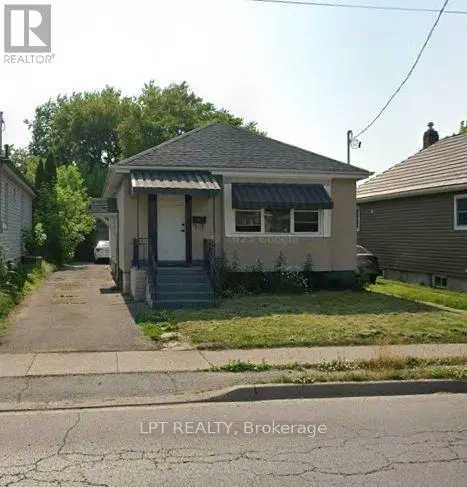 Detached at 239 VINE STREET, St. Catharines