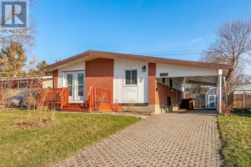 Detached at 2223 HALIFAX DRIVE, Ottawa
