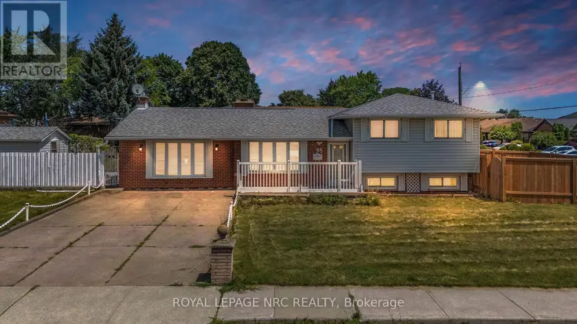Detached at 35 EUGENE STREET, Hamilton
