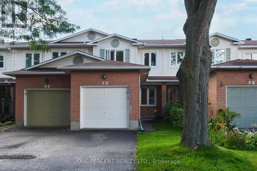 Townhouse at 70 MONTANA WAY, Ottawa