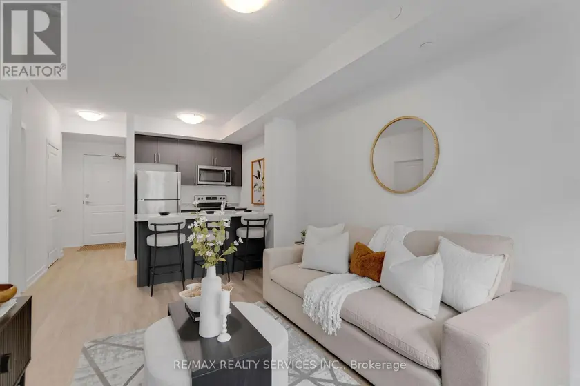 Apartment at 136 - 5055 GREENLANE ROAD, Lincoln