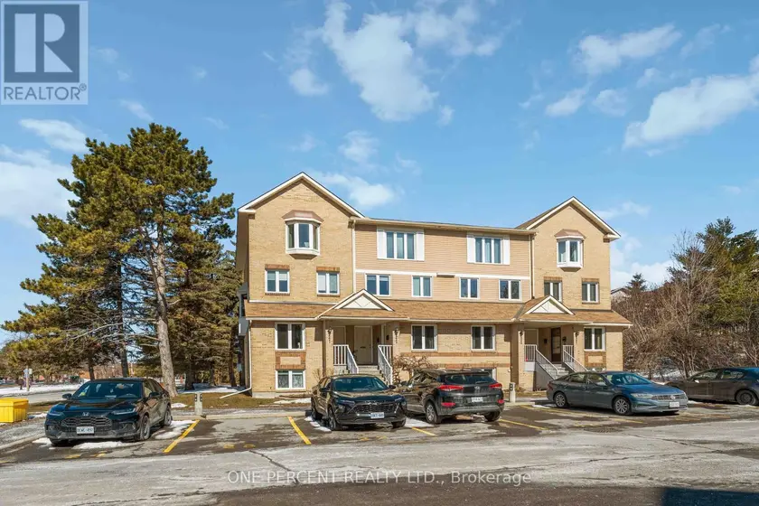Townhouse at A - 6643 BILBERRY DRIVE, Ottawa