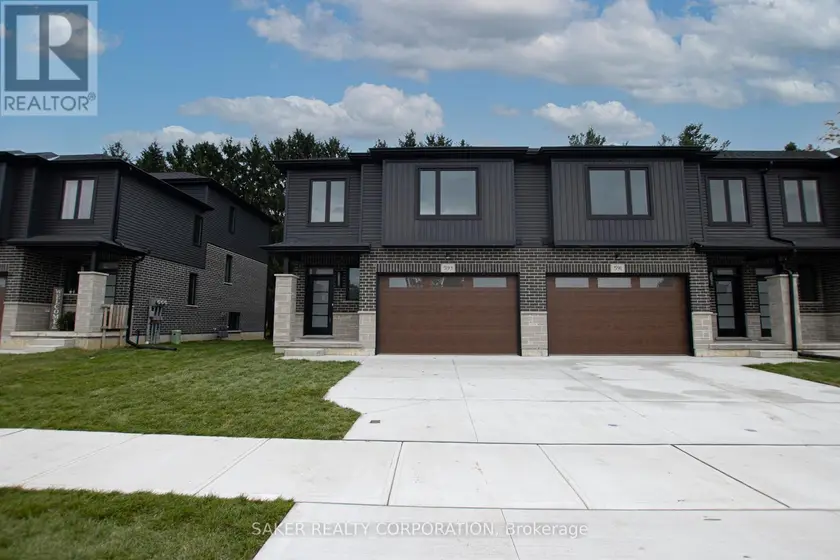 Townhouse at 579 REGENT STREET, Strathroy-Caradoc