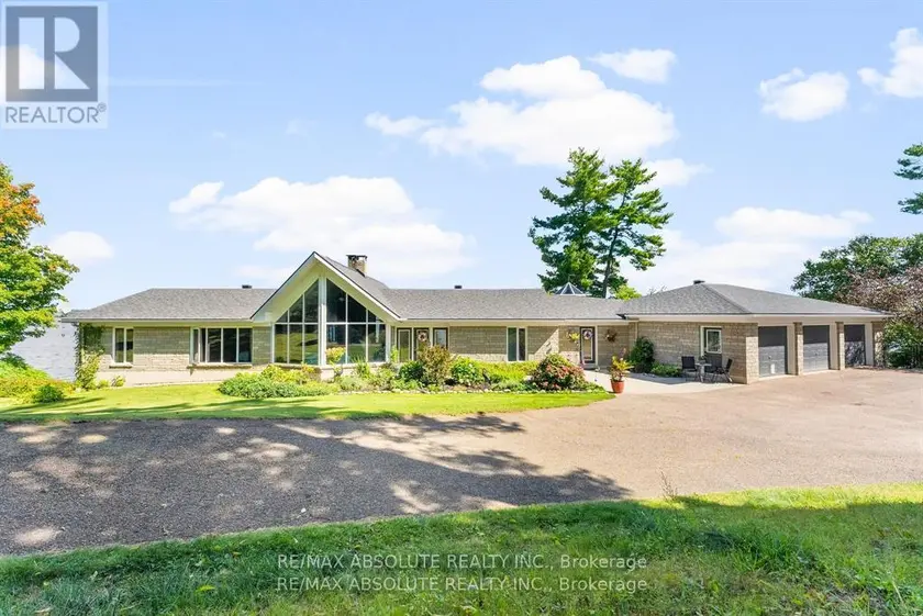 Detached at 1724 RIVER ROAD, McNab/Braeside