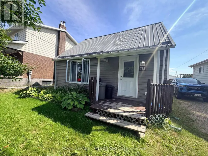 Detached at 713 FIRST STREET W, Greenstone