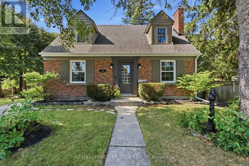 Detached at 138 KATHLEEN STREET, Guelph