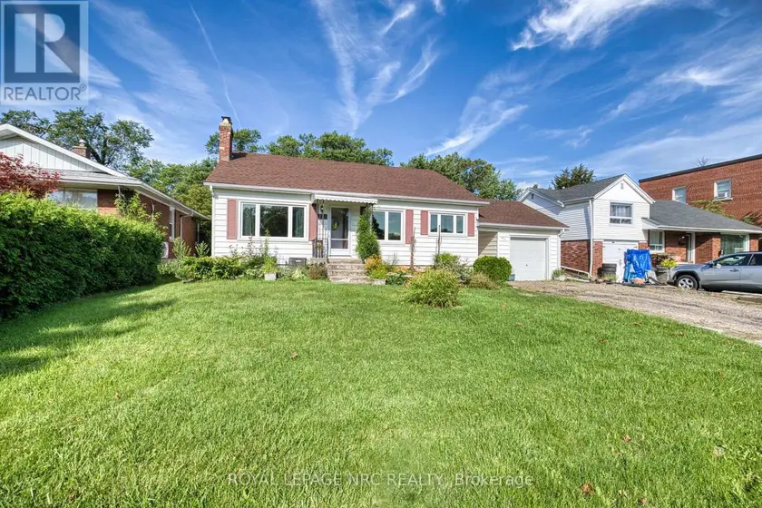 Detached at 276 GLENRIDGE AVENUE, St. Catharines