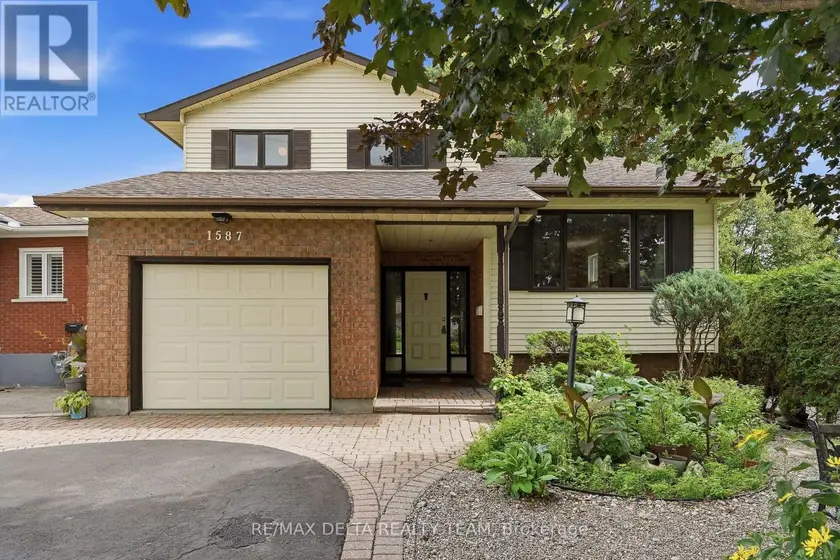 Detached at 1587 MAXIME STREET, Ottawa