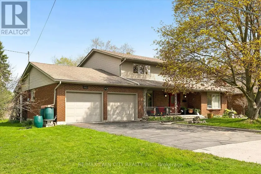 Detached at 142 CARSON DRIVE, Kitchener