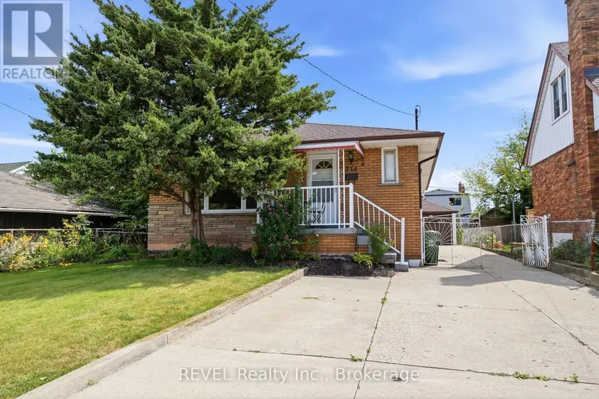Detached at 330 WAVERLY STREET, Hamilton