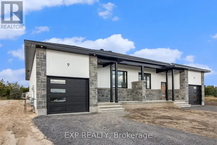 Semi-Detached/Link at 803 LACROIX ROAD, Clarence-Rockland