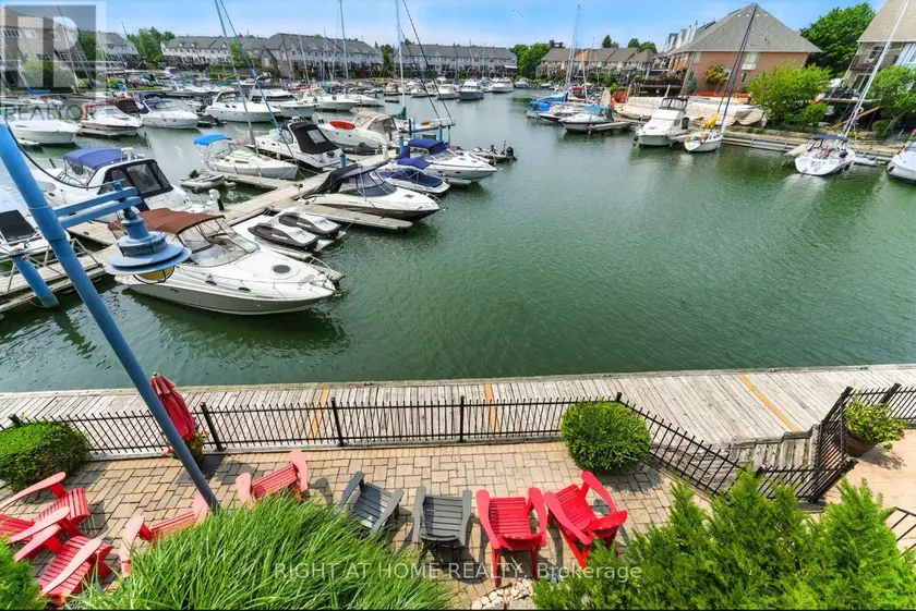 Townhouse at 65 SUNVALE PLACE W, Hamilton