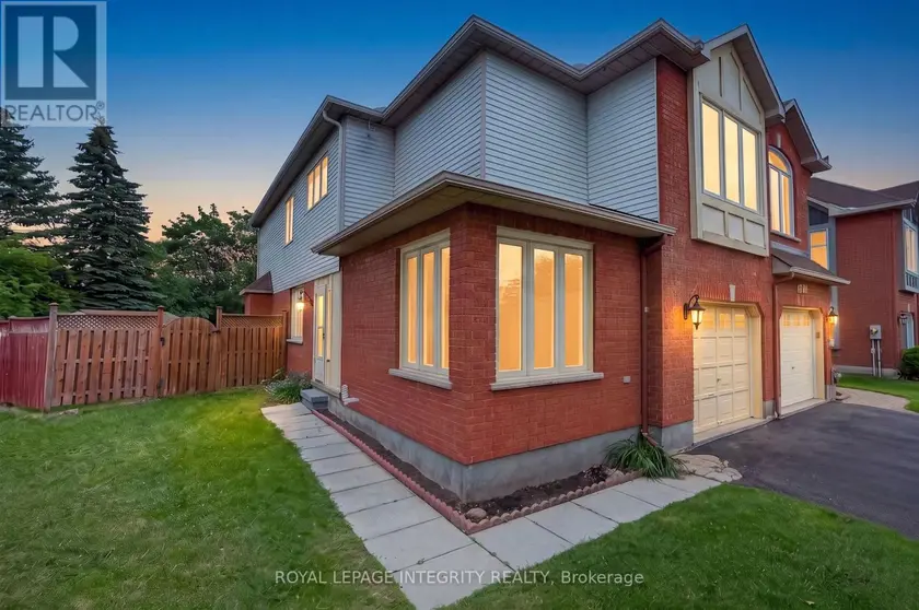Townhouse at 137 HUNTERSWOOD CRESCENT, Ottawa