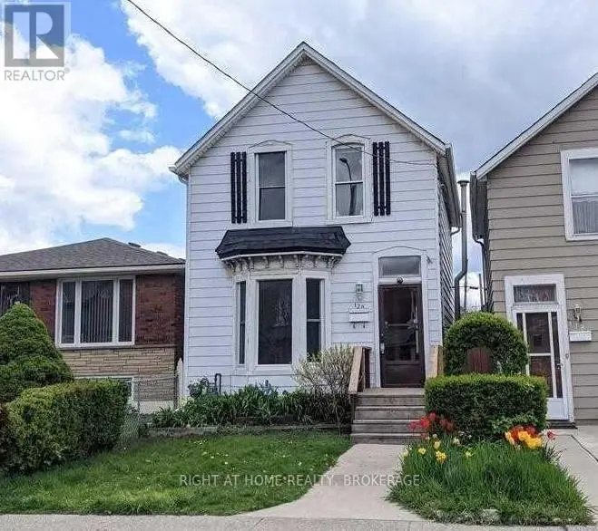 Detached at 120 TISDALE STREET N, Hamilton