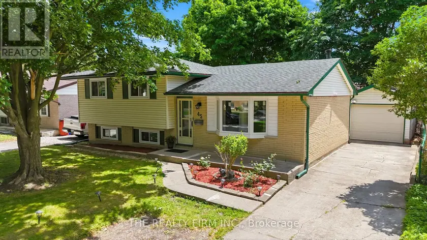 Detached at 45 AMY CRESCENT, London East