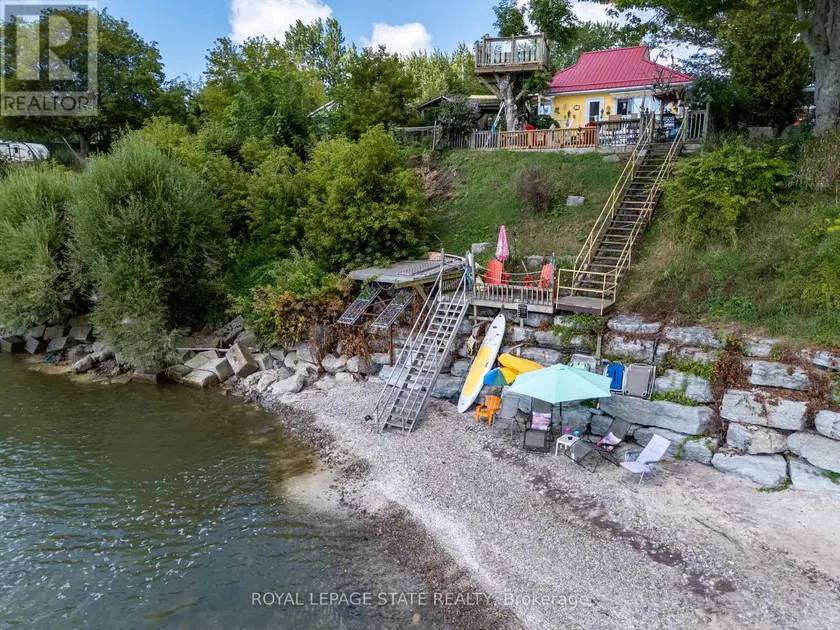 Detached at 23 NATURE LINE, Haldimand