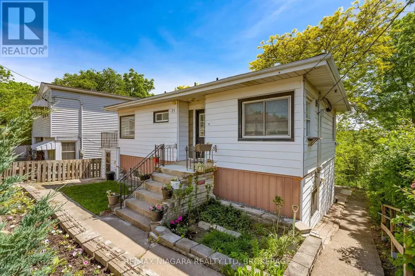 Multiplex at UPPER - 73 HILLVIEW ROAD, St. Catharines
