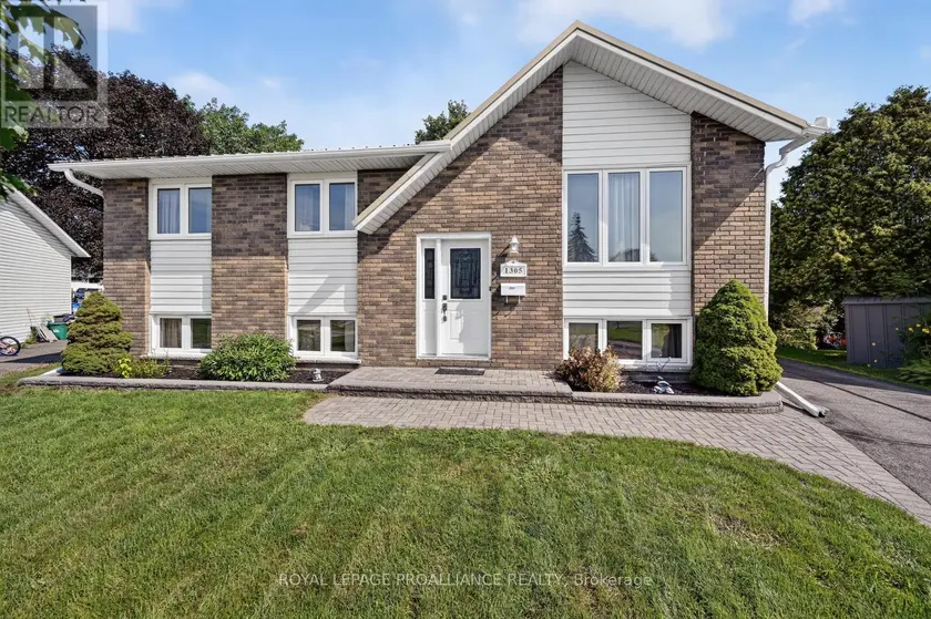 Detached at 1305 BROCKMOUNT PLACE, Brockville