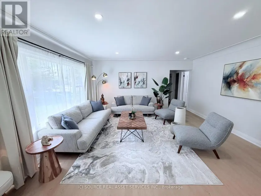 Detached at 10 DRAPER DRIVE, St. Catharines