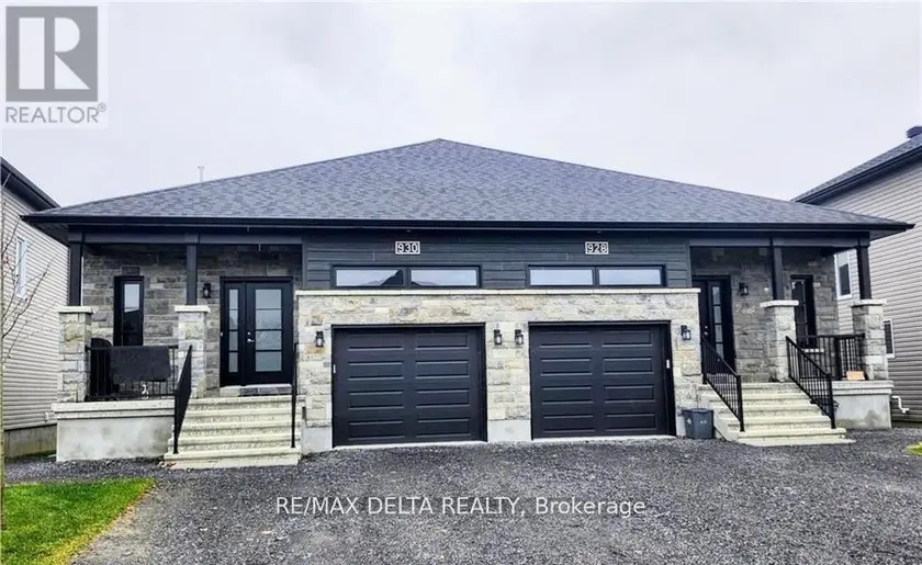 Semi-Detached/Link at 928 CHABLIS CRESCENT, Russell