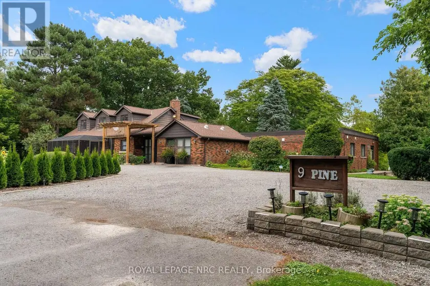 Detached at 9 PINE STREET, Niagara-on-the-Lake