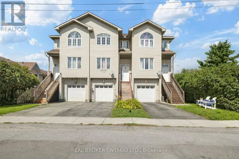 Townhouse at 296 MAUDE STREET, Mississippi Mills
