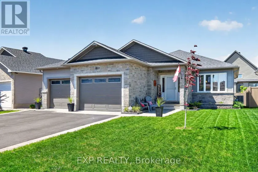 Detached at 450 CENTRAL PARK BOULEVARD, Russell