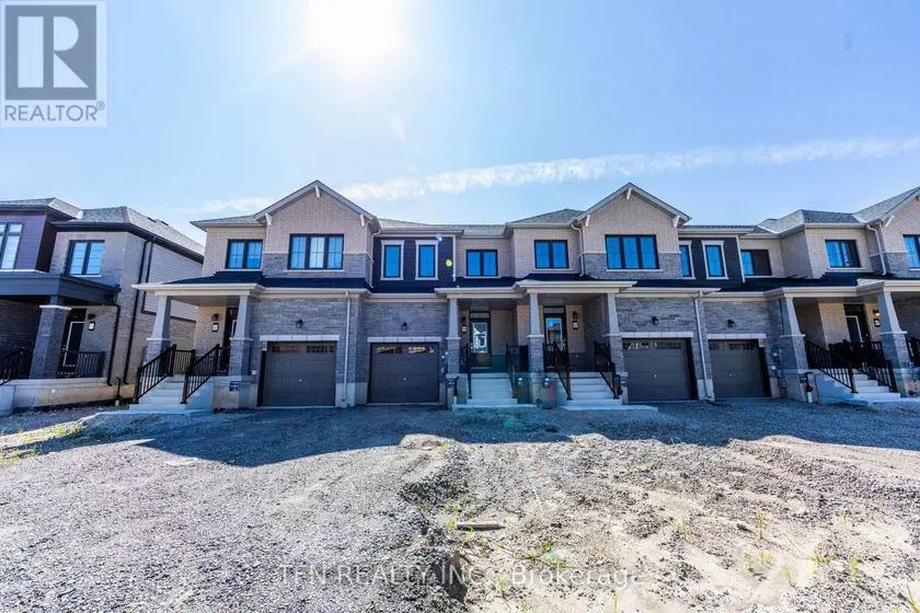 Townhouse at 385 STARLIGHT AVENUE, Woolwich