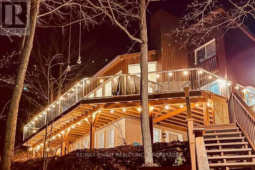 Detached at 1066 MOUNTVALE POINT ROAD, Frontenac