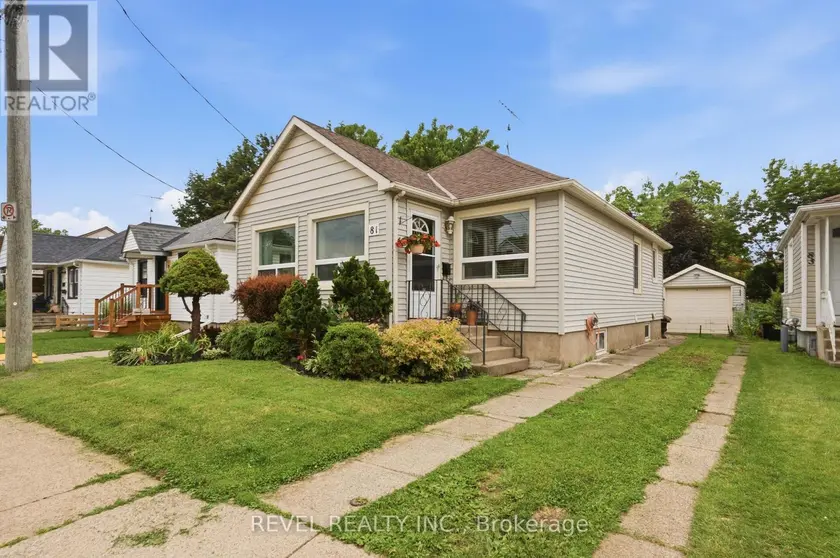Detached at 81 VALE AVENUE, St. Catharines