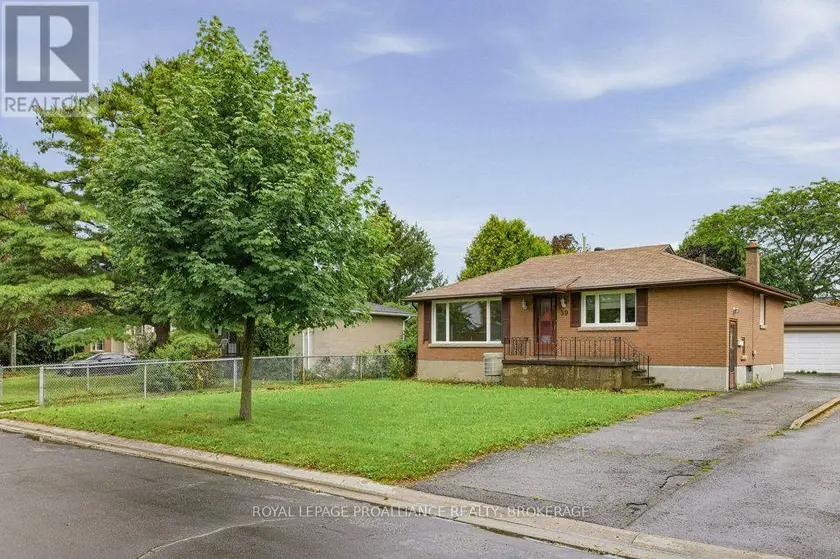Detached at 59 CAMPBELL CRESCENT, Kingston